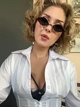 Freechat KellyKeler on StripChat