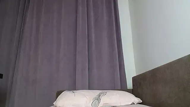 Freechat LadyMilfxxx on StripChat