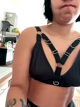 StripChat LaPetiteKim is Freechat LaPetiteKim — Nue + contrle celui compltement goal