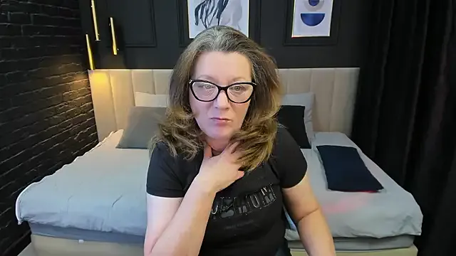 Freechat LeaPure on StripChat