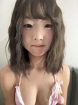 Freechat lelebaybay888 on StripChat