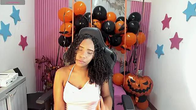 Freechat lia_16 on StripChat