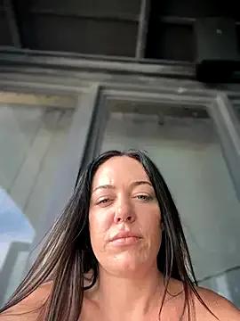 Freechat LilliThelo on StripChat