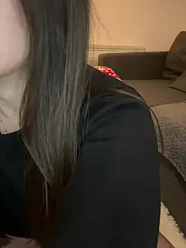 Offline liloush__ on StripChat