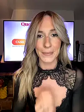 lola_tentatiion on StripChat