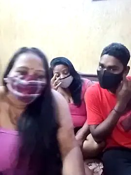 LoveOnStream on StripChat