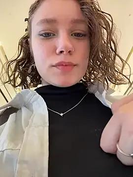 Freechat lucy-joy on StripChat