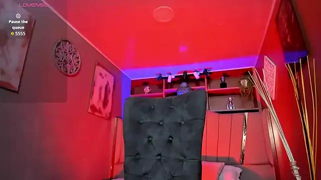 StripChat Lucy_Williiams is Freechat Lucy_Williiams — lick my naked holes deep good puppy