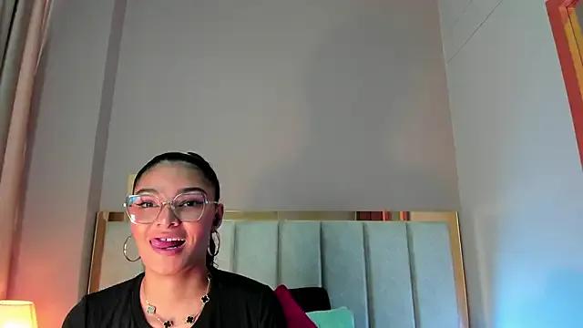 StripChat LunaAspen_ is Freechat LunaAspen_ — sensual streaptease