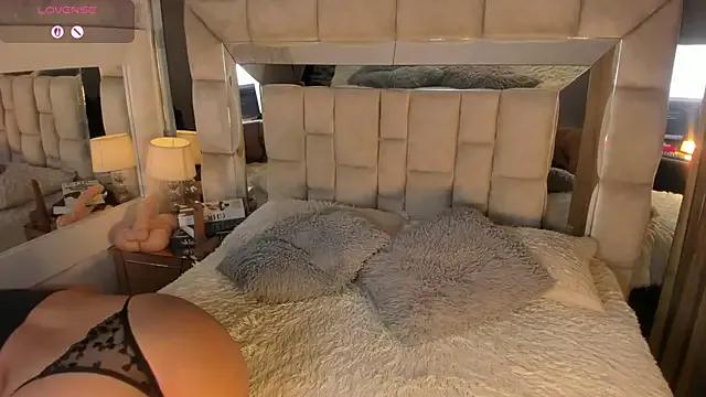 Private MaddyGray_ on StripChat