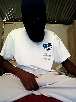 Offline Maintee27 on StripChat