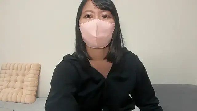 Mao_cute_10 on StripChat