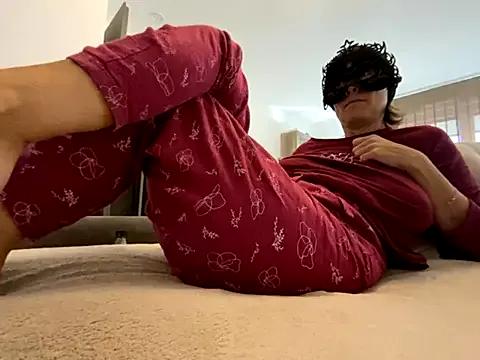 StripChat Marilou1983 is Freechat Marilou1983 — Faites moi gmir.....