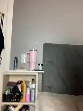 MaryAlbuquerque — Mostra os seios