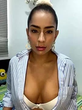 Freechat Mau_White on StripChat