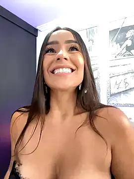 Freechat Mau_White on StripChat