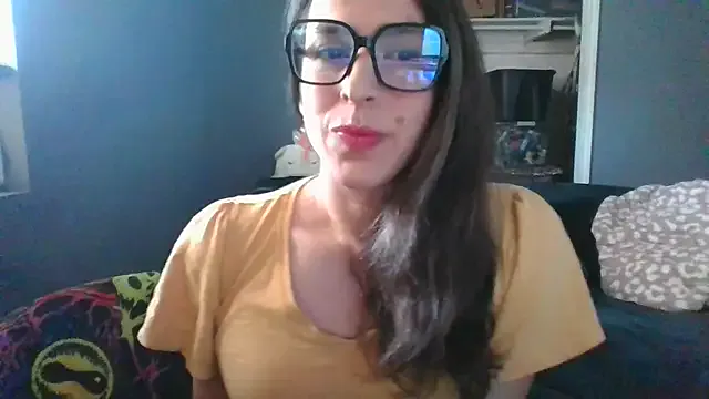 Offline mayra_mayhem on StripChat