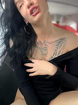 Freechat MeekyRich on StripChat