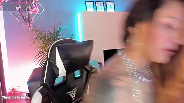 Freechat Megan_inked on StripChat