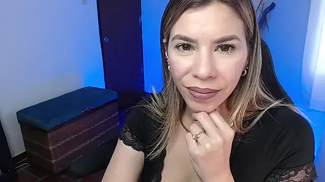 ms_sofia_x on StripChat