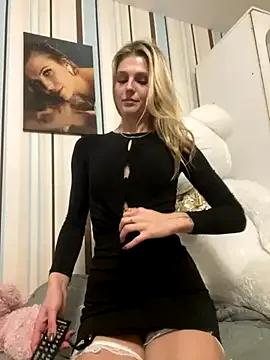 StripChat My_Hotgirl is Freechat My_Hotgirl — sexy dance