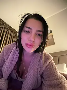 Offline MyaSplash on StripChat