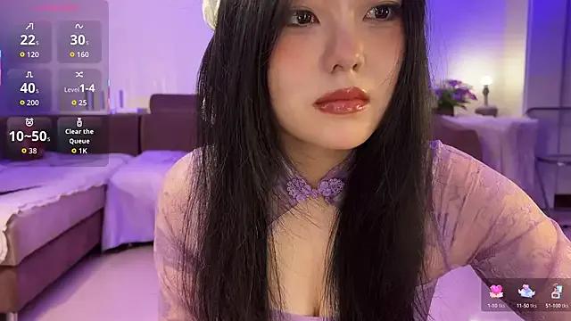 nanaliu6 on StripChat 