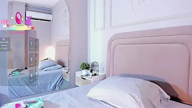 Freechat Natasharuso on StripChat