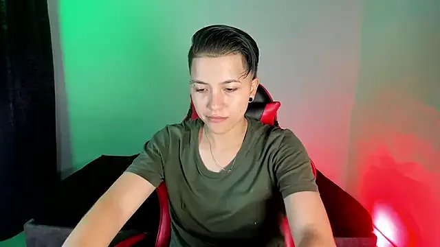 nicocoox on StripChat