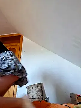 Freechat Nika_aa on StripChat