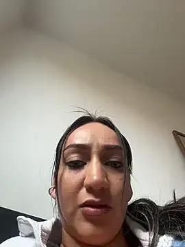 StripChat Ninabigtitied is Freechat Ninabigtitied — showing breasts and massagin (risky)