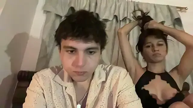 Offline pablo434546 on StripChat