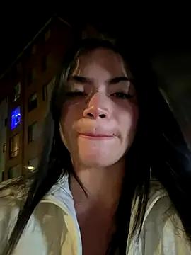 PamelaJonsom_ — Show SQWIRT In pblic