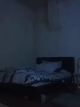 Freechat PetiteSquirtQueen on StripChat