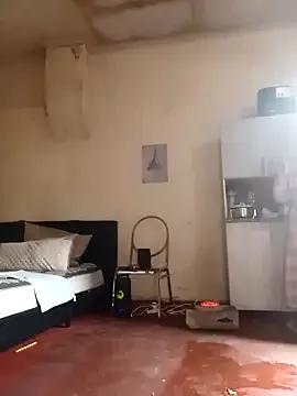 Freechat PetiteSquirtQueen on StripChat