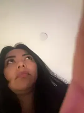 Offline PetitLumiere on StripChat