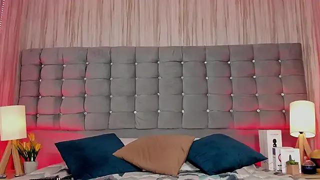 Private Poacahontasfg on StripChat