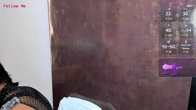 pocahontas_lantina — show tits