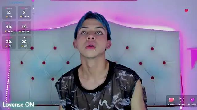 Freechat Princeapolo_anki on StripChat