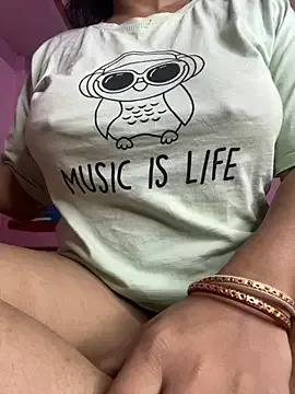 Priyajaanbaby — Anal fuck public 