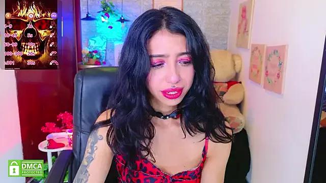 REDHOTTER_ — Twerking in panties + Spank ass 