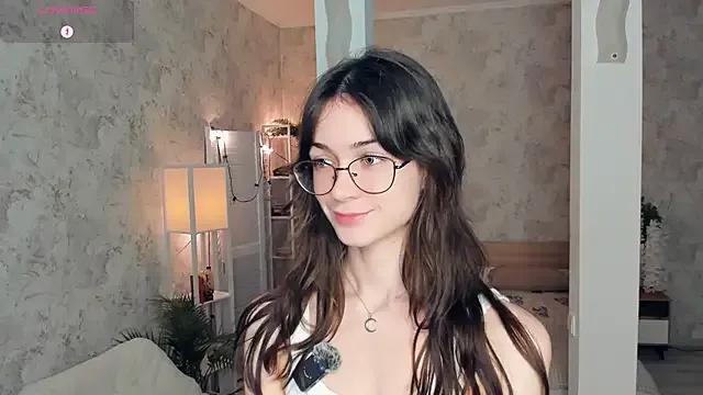 ReneeLippeatt on StripChat 