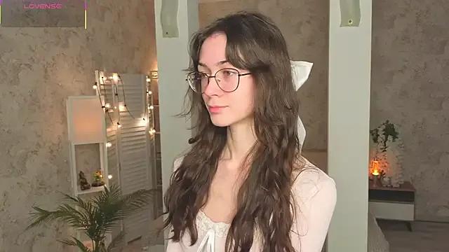 ReneeLippeatt on StripChat 