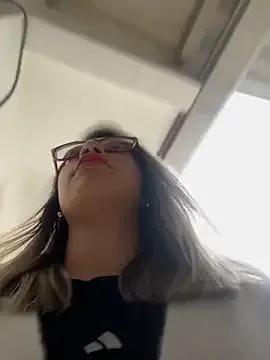 sara_calderon on StripChat 