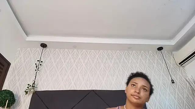 Freechat saray_mardez on StripChat