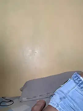 Offline Serah201 on StripChat