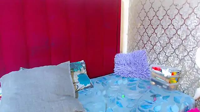 Freechat SexyChantyBabe25 on StripChat