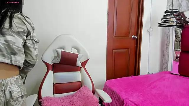 Freechat Sheilly_brown on StripChat