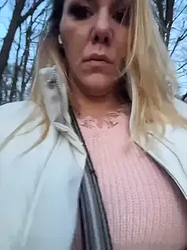 Offline Sidney_Rockz on StripChat