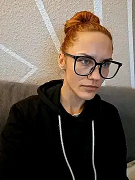 Freechat SlimBellaa on StripChat